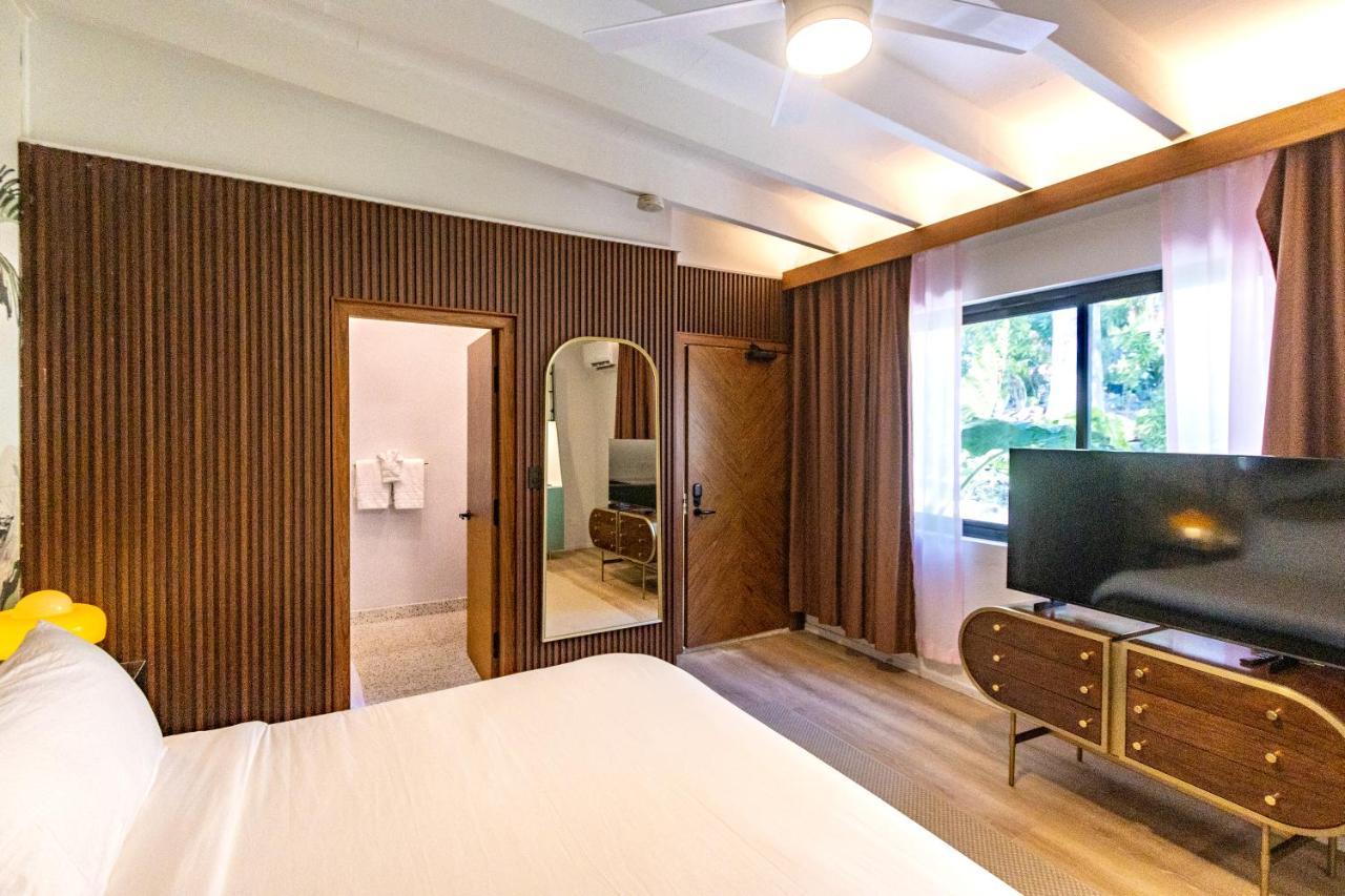 The Pink Palm Hotel - Adults Only Σαρλότ Αμαλί Εξωτερικό φωτογραφία