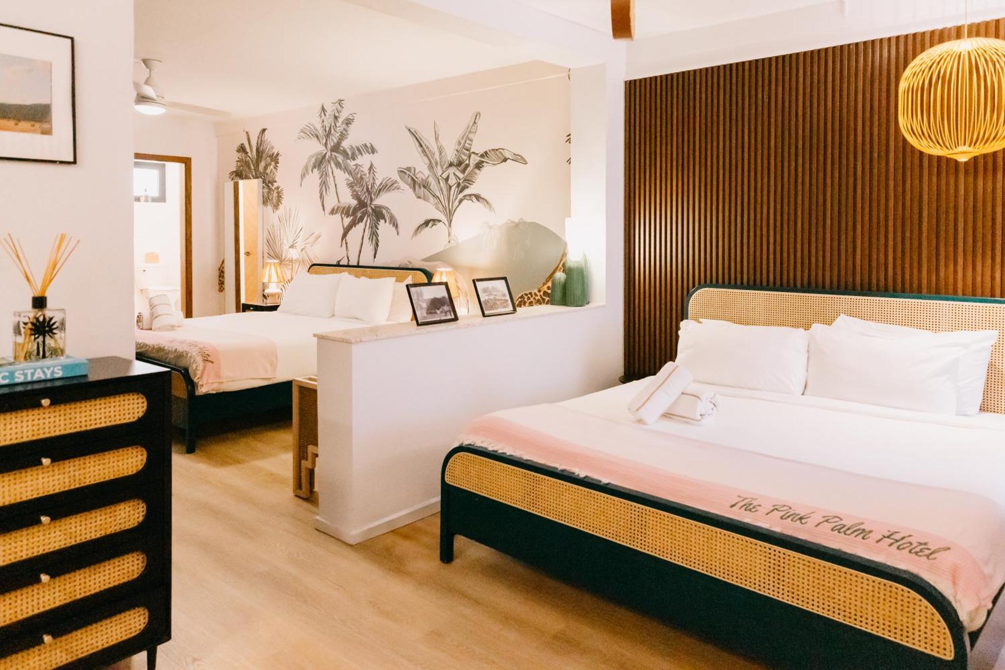 The Pink Palm Hotel - Adults Only Σαρλότ Αμαλί Εξωτερικό φωτογραφία