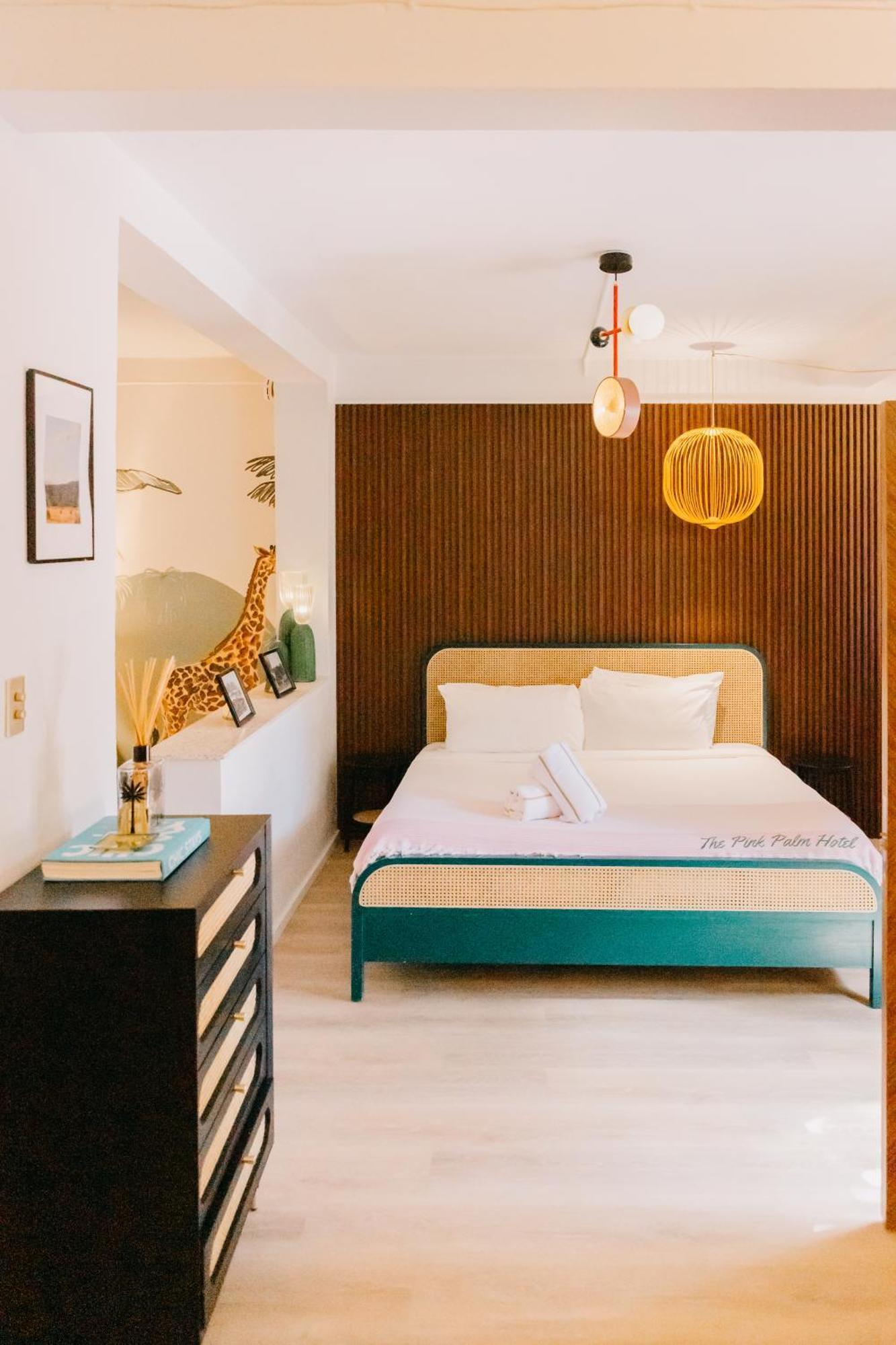 The Pink Palm Hotel - Adults Only Σαρλότ Αμαλί Εξωτερικό φωτογραφία