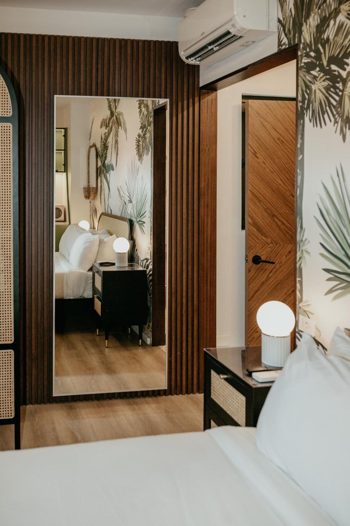 The Pink Palm Hotel - Adults Only Σαρλότ Αμαλί Εξωτερικό φωτογραφία